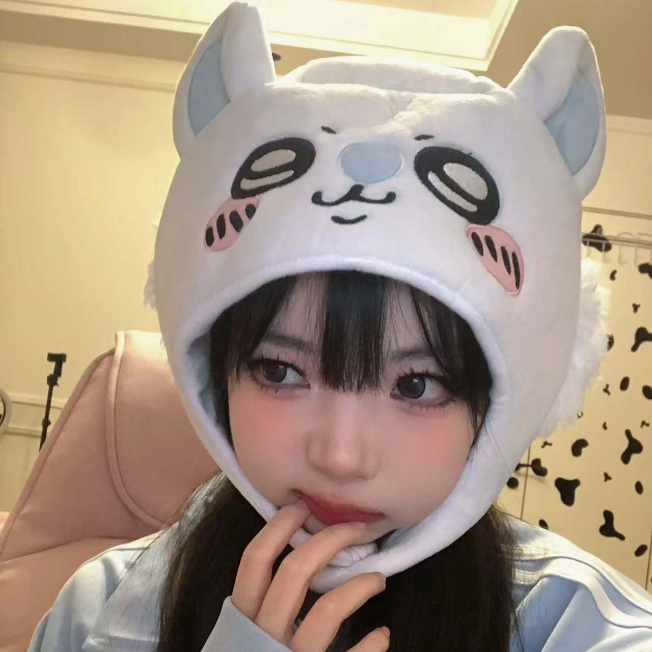 Anime Cosplay Girl Photo - ちいかわ 八角形うさぎ帽子 かわいい漫画コスプレフードおもちゃ 刺繍写真小道具 楽しいパーティー アウトドア
