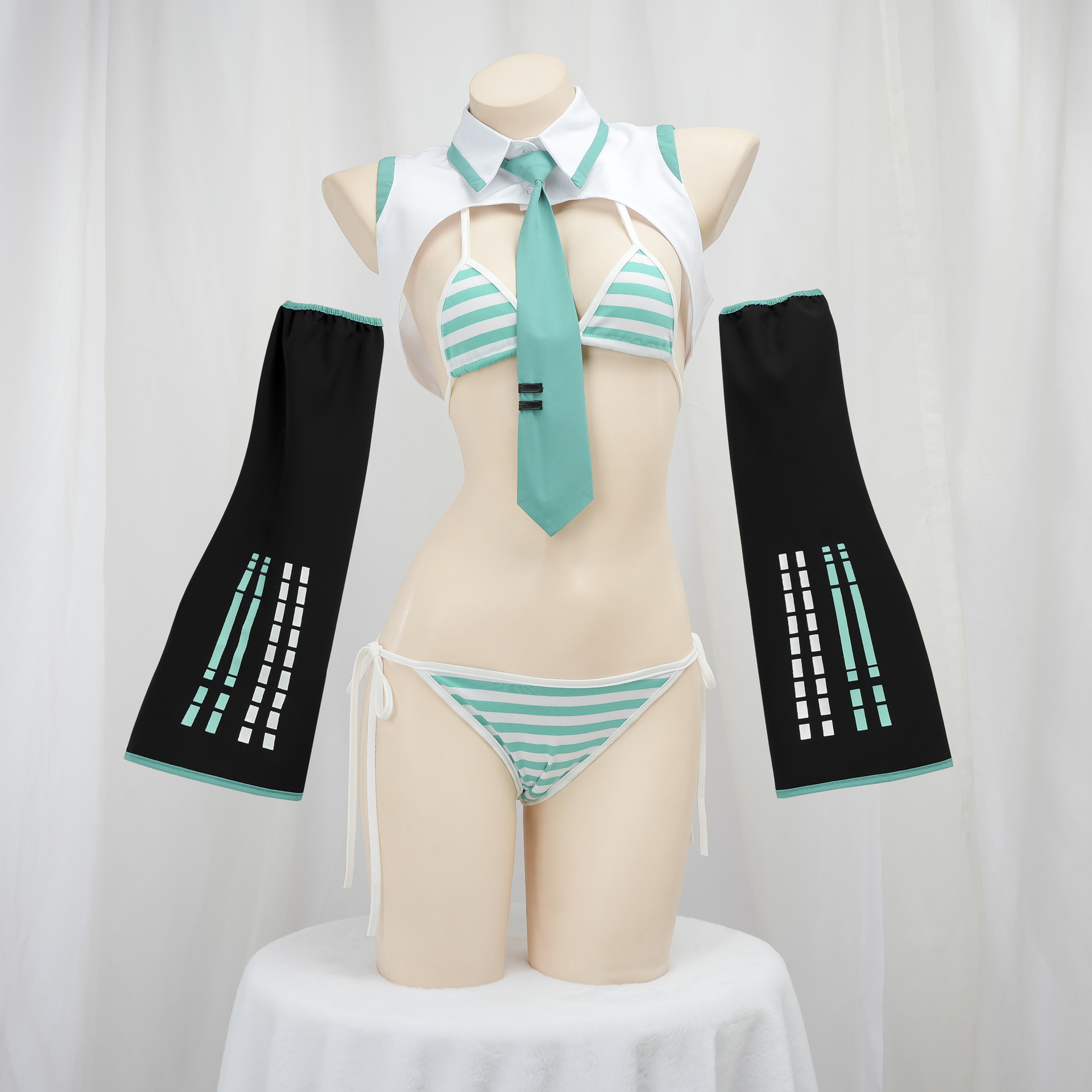 アニメゲーム女性のセクシーなコスプレスーツ衣装ガールハロウィ - Anime Cosplay Bikini のレビューと価格